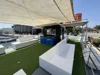 Kreuzfahrtschiff zu verkaufen