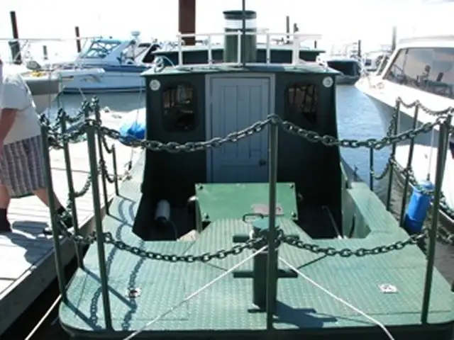 Rettungsboot zu verkaufen