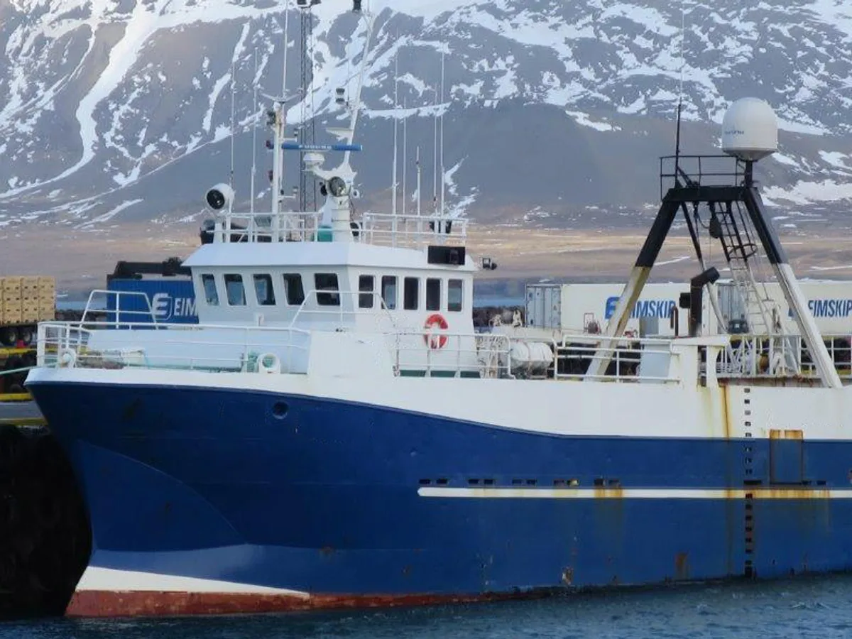 Trawler zu verkaufen