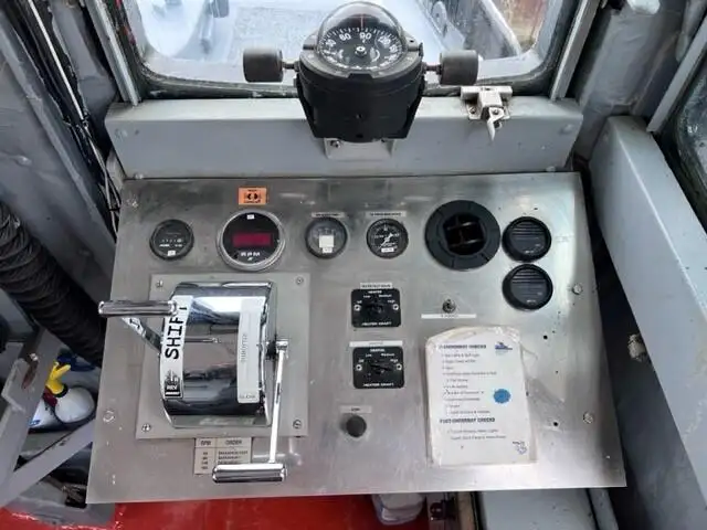 Schleppboot zu verkaufen