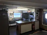 Vermessungsschiff zu verkaufen