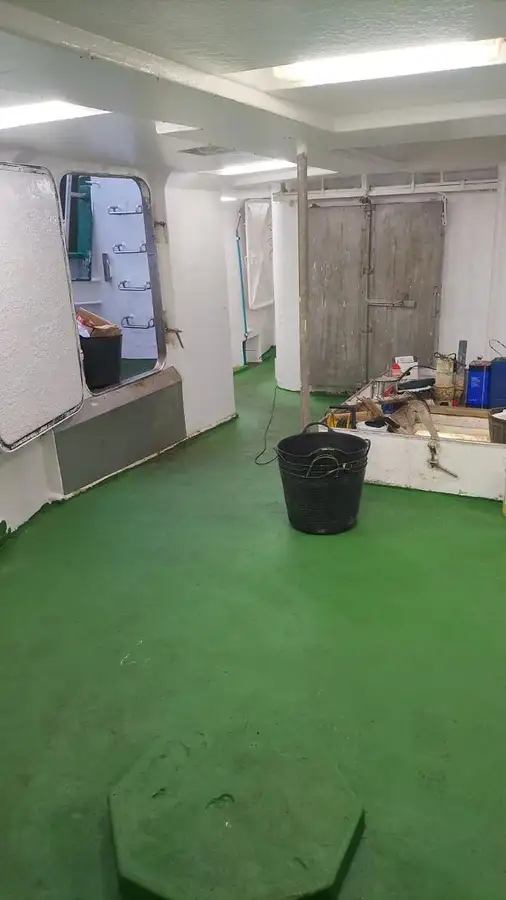 Trawler zu verkaufen