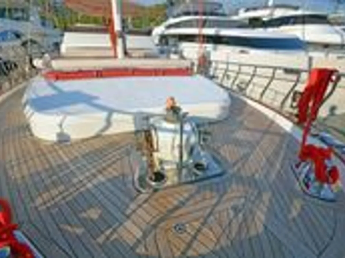 Yacht zu verkaufen