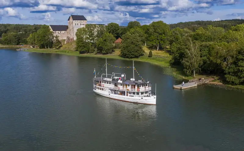 Kreuzfahrtschiff zu verkaufen
