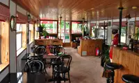 Schwimmendes Hotel zu verkaufen