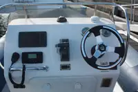 Festrumpf-Schlauchboot zu verkaufen