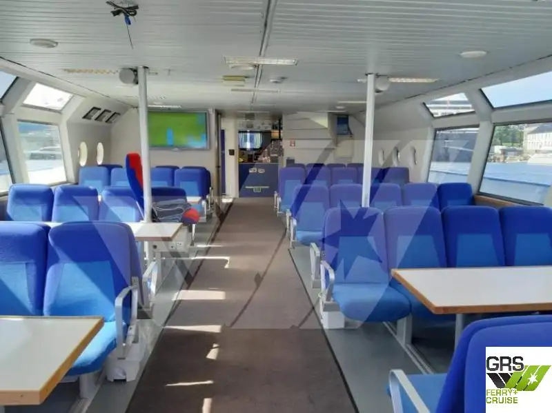 Fährschiff zu verkaufen
