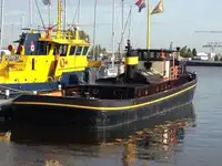 Schleppboot zu verkaufen