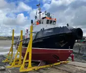 Schleppboot zu verkaufen