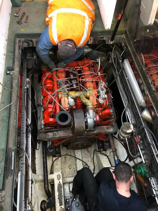 Kreuzfahrtschiff zu verkaufen