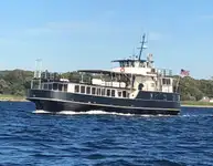 Kreuzfahrtfähre zu verkaufen