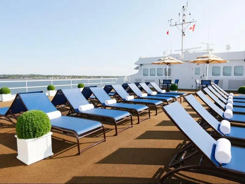 Passagierschiff zu verkaufen