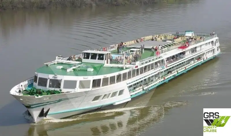 Kreuzfahrtschiff zu verkaufen