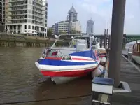 Kreuzfahrtschiff zu verkaufen
