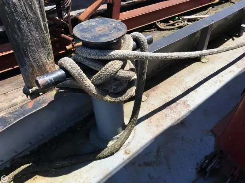 Schleppboot zu verkaufen