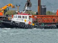 Arbeitsboote zu verkaufen