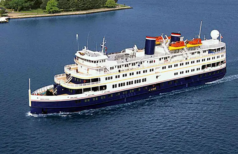 Passagierschiff zu verkaufen
