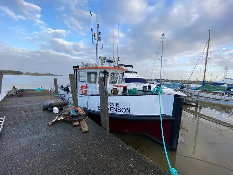 Schleppboot zu verkaufen
