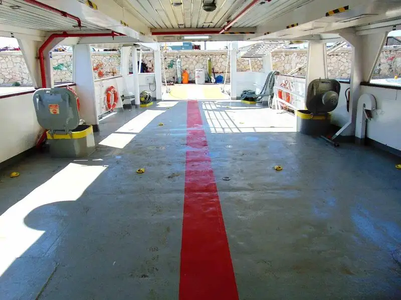 Passagierschiff zu verkaufen