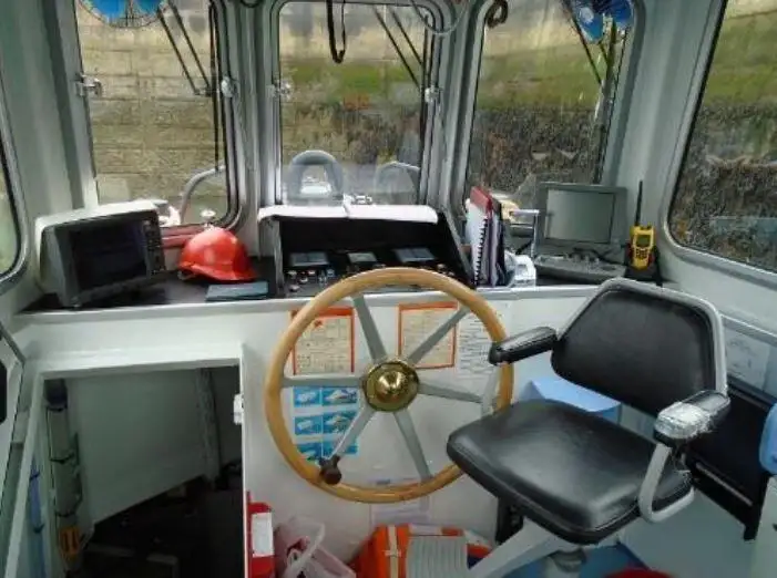 Schleppboot zu verkaufen