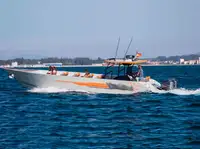 Festrumpf-Schlauchboot zu verkaufen