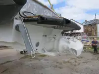 Festrumpf-Schlauchboot zu verkaufen