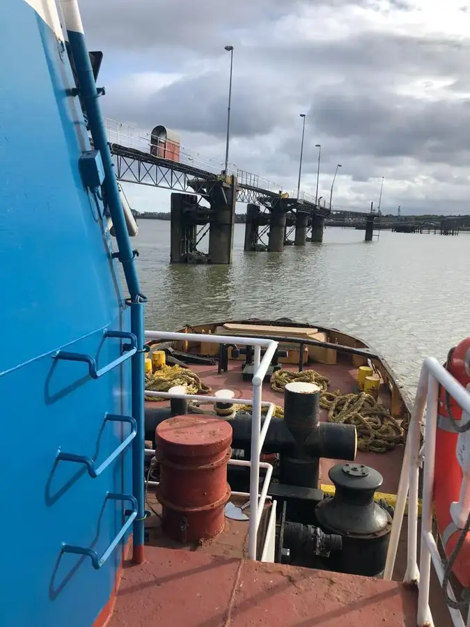 Schleppboot zu verkaufen