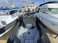 Festrumpf-Schlauchboot zu verkaufen