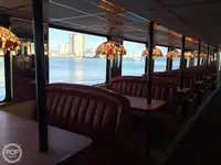 Kreuzfahrtschiff zu verkaufen