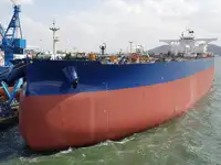 Oil/Chemical tanker zu verkaufen
