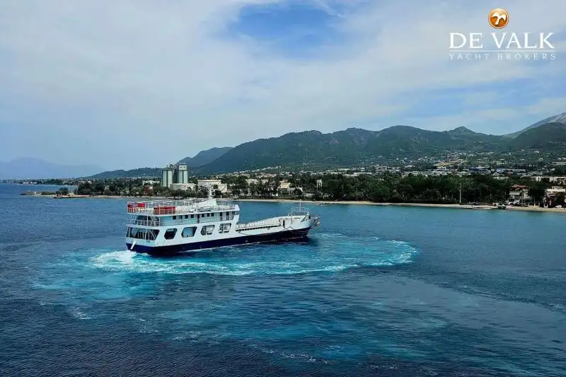 Fährschiff zu verkaufen