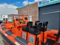 Festrumpf-Schlauchboot zu verkaufen