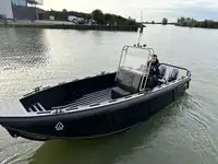 Patrouillenboot zu verkaufen