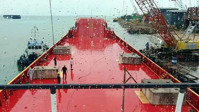 Landungsboot, Tank zu verkaufen