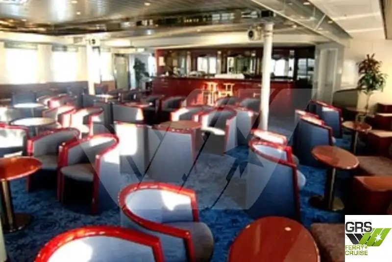 Kreuzfahrtschiff zu verkaufen