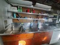 Landungsboot, Tank zu verkaufen