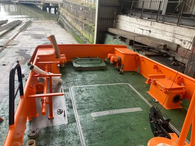 Schleppboot zu verkaufen