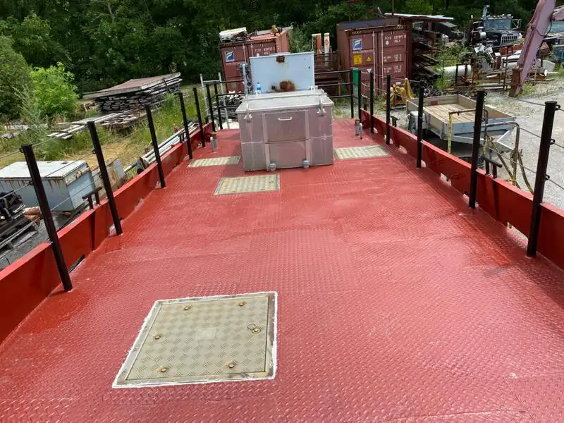 Landungsboot, Tank zu verkaufen