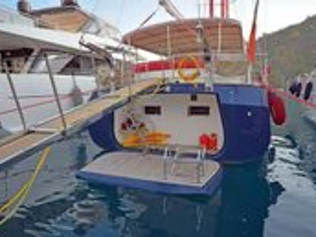 Yacht zu verkaufen