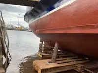 Arbeitsboote zu verkaufen