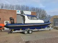 Festrumpf-Schlauchboot zu verkaufen