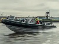 Festrumpf-Schlauchboot zu verkaufen