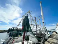 Trawler zu verkaufen