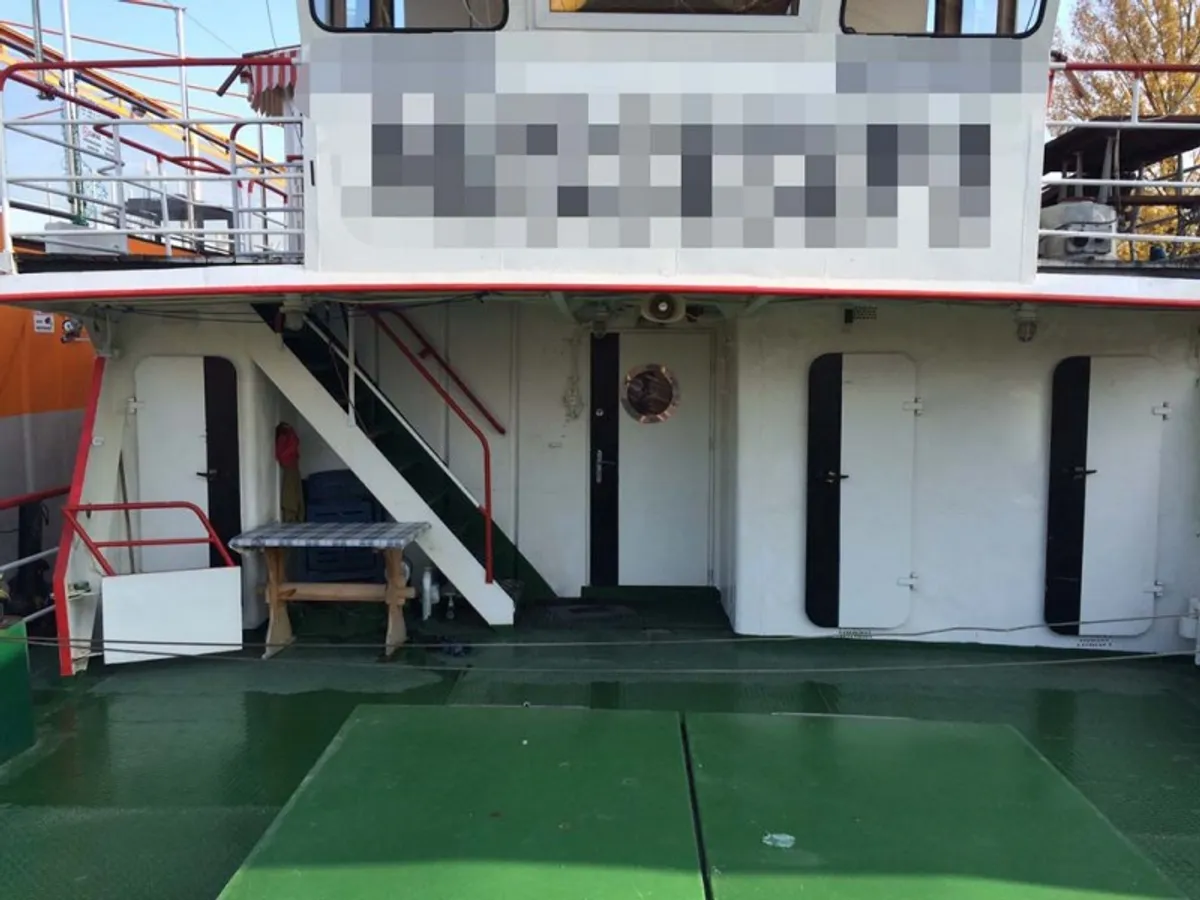 Containerschiff zu verkaufen