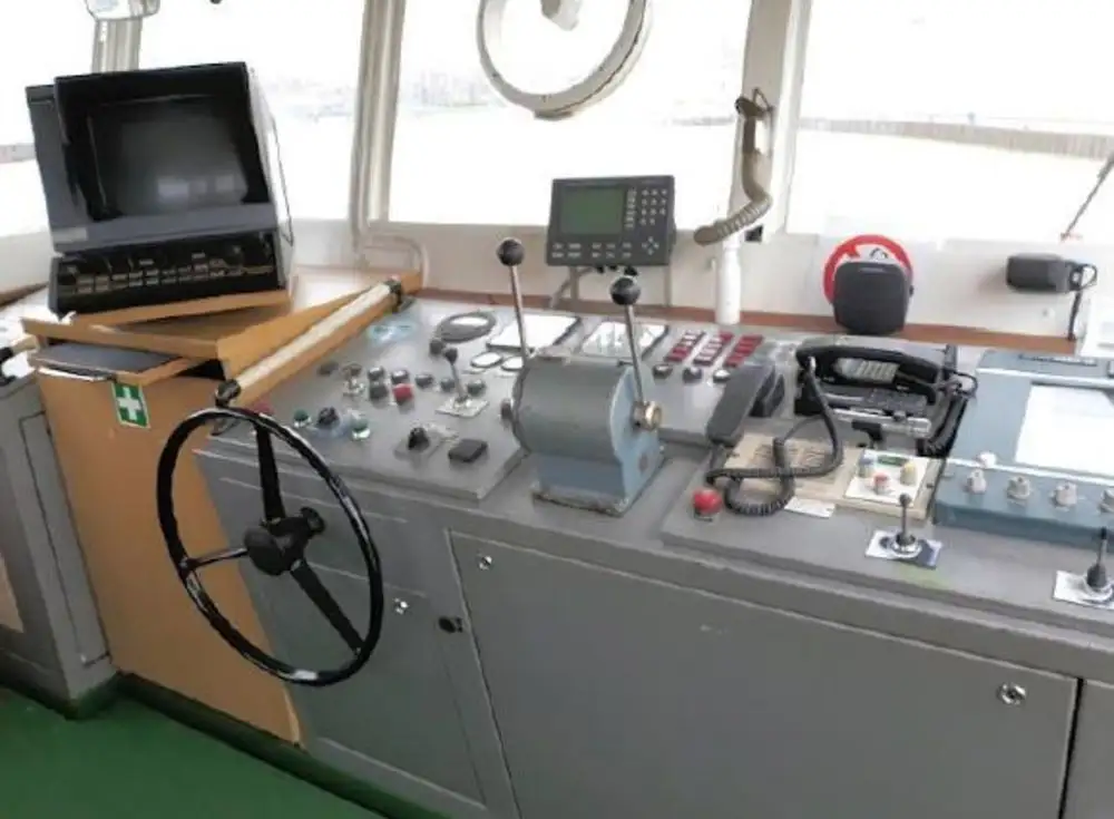 Schleppboot zu verkaufen
