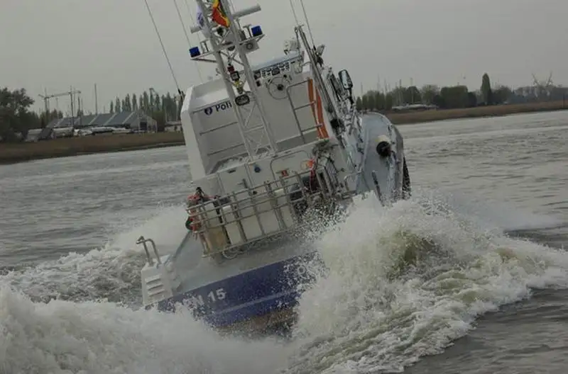 Patrouillenboot zu verkaufen