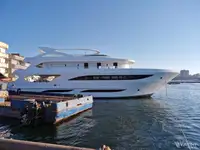 Kreuzfahrtschiff zu verkaufen