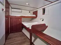 Schwimmendes Hotel zu verkaufen
