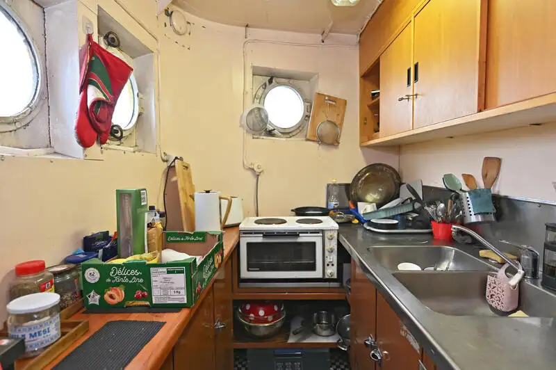 Schleppboot zu verkaufen
