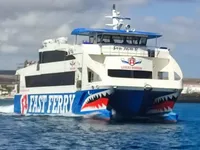 Fährschiff zu verkaufen